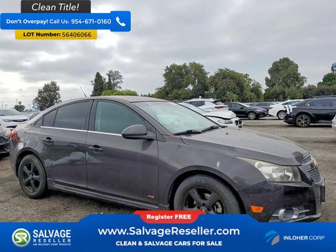 Used 2014 Chevrolet Cruze LT w/ RS Package FWD image 5
