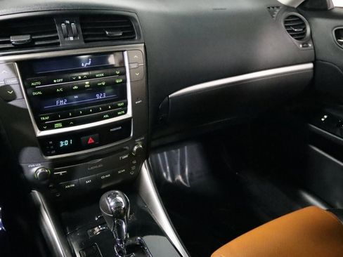 Used 2011 Lexus IS 250 image 38