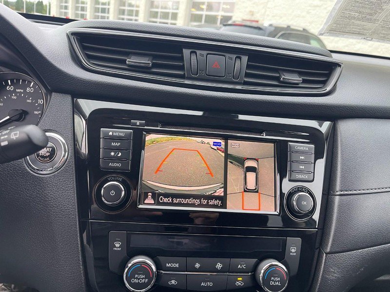 Used 2019 Nissan Rogue SV w/ Premium Package FWD image 31