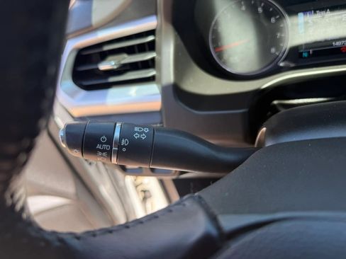 Used 2018 GMC Acadia SLT AWD/4WD image 38