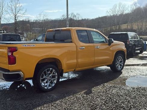 Used 2021 Chevrolet Silverado 1500 LT w/ Convenience Package II image 4