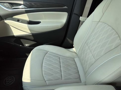 Used 2024 Buick Enclave Avenir w/ Avenir Technology Package FWD image 21