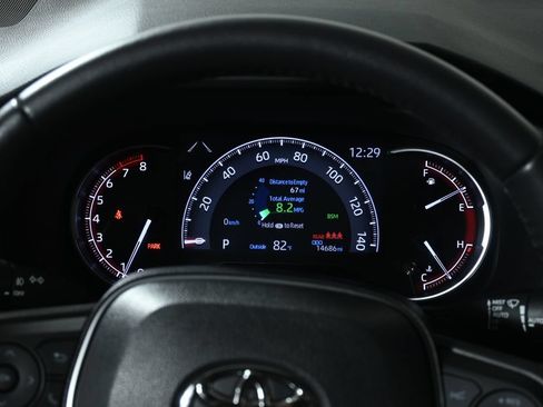 Used 2025 Toyota RAV4 XLE Premium w/ Weather Package AWD/4WD image 19