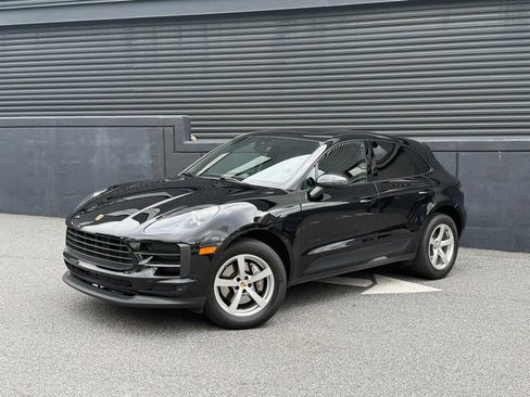 Certified 2020 Porsche Macan AWD/4WD image 4