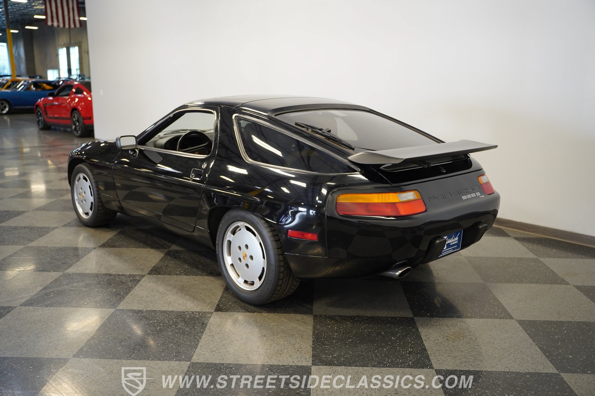 Used 1988 Porsche 928 S4 RWD image 10