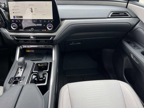 Used 2025 Lexus TX 350 AWD w/ Technology Package image 13