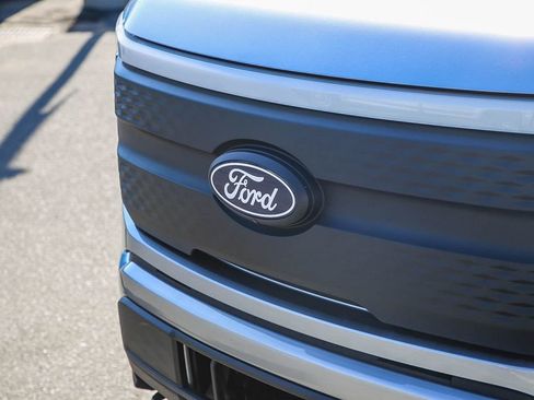 New 2025 Ford F150 Lightning XLT image 5