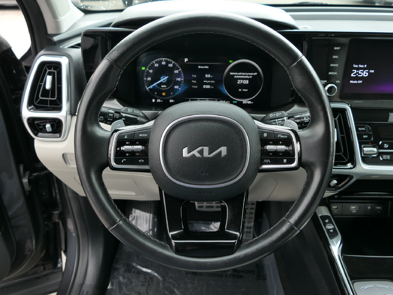 Used 2023 Kia Sorento SX Prestige AWD/4WD image 17