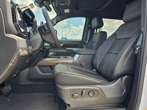 New 2025 Chevrolet Silverado 2500 High Country w/ Technology Package image 15