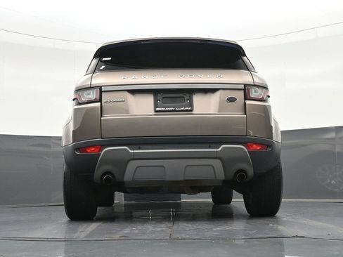 Used 2017 Land Rover Range Rover Evoque SE AWD/4WD image 25