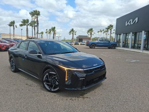 New 2026 Kia K4 GT-Line Turbo FWD image 1
