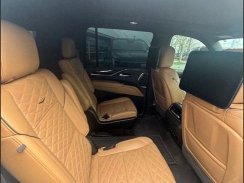 Certified 2023 Cadillac Escalade ESV Sport w/ LPO, ONYX Package image 14