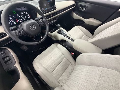 Certified 2025 Honda HR-V LX image 15