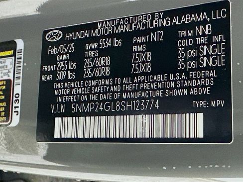 Certified 2025 Hyundai Santa Fe SEL FWD image 19