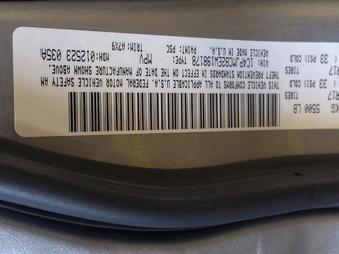 Used 2014 Jeep Cherokee Latitude w/ Cold Weather Group image 33