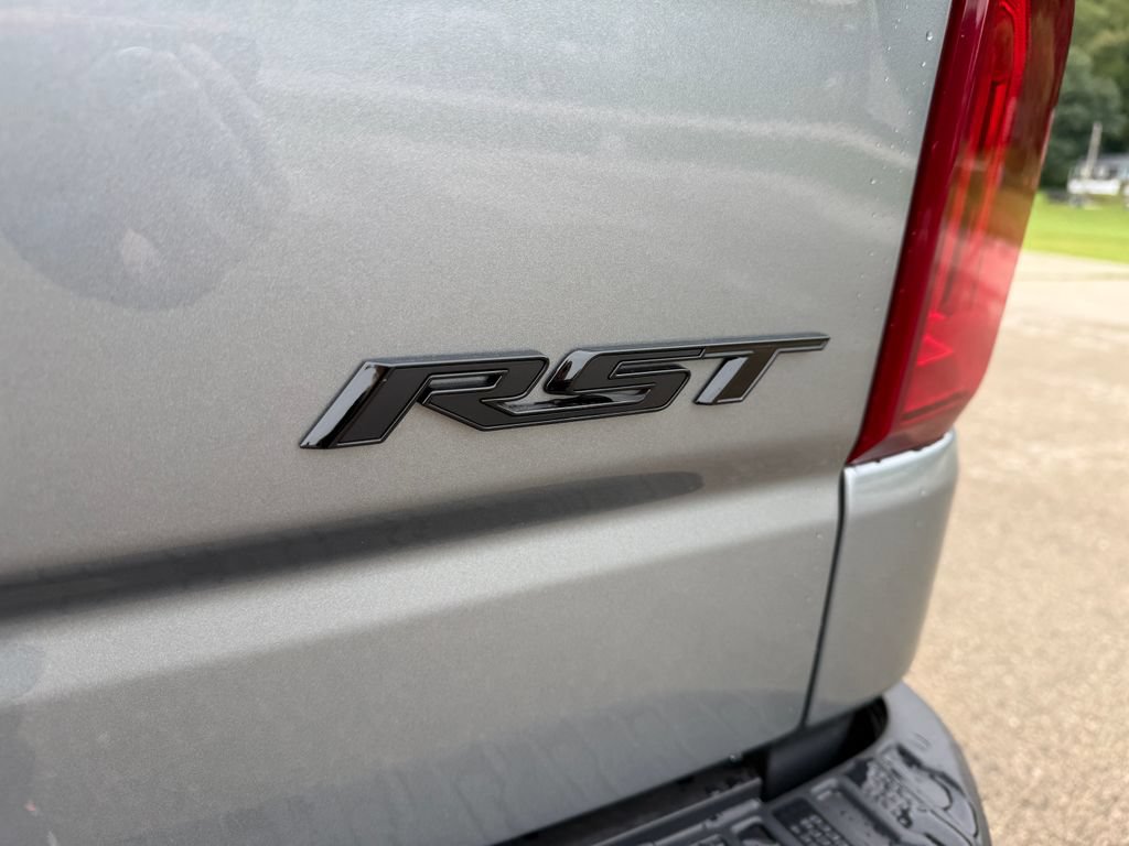 New 2026 Chevrolet Silverado 1500 RST w/ RST All Star Premium Package AWD/4WD image 12