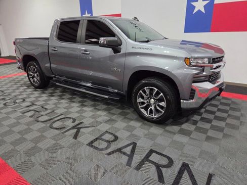 Used 2019 Chevrolet Silverado 1500 LT w/ Texas Edition image 15