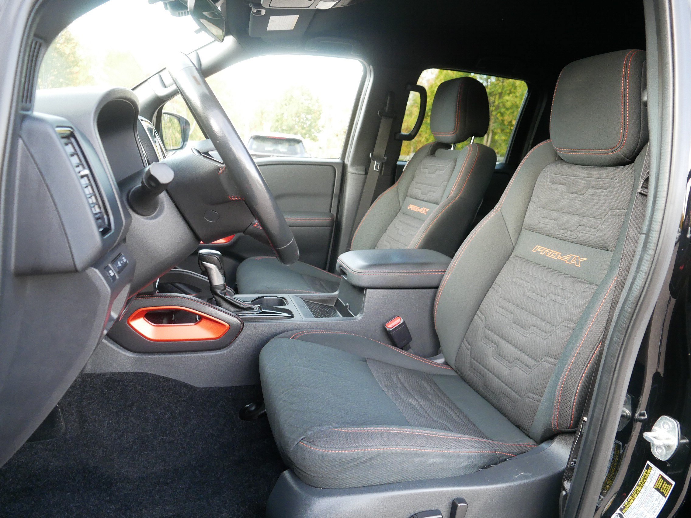 Certified 2023 Nissan Frontier PRO-4X w/ Pro Convenience Package AWD/4WD image 34
