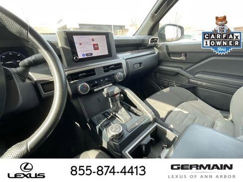 Used 2024 Toyota Tacoma TRD Off-Road AWD/4WD image 21