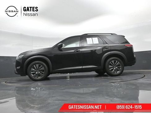 Used 2024 Nissan Pathfinder SV AWD/4WD image 42