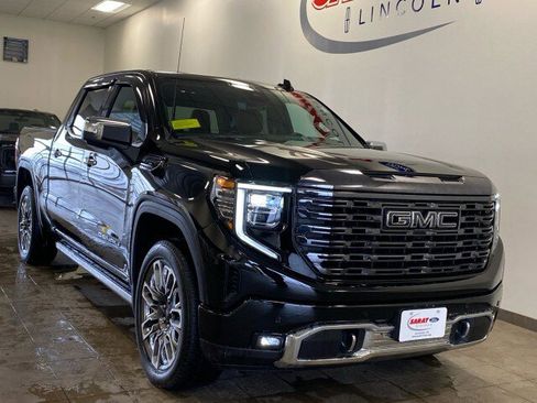 Used 2024 GMC Sierra 1500 Denali Ultimate image 2