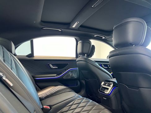 Used 2023 Mercedes-Benz S 500 4MATIC image 24