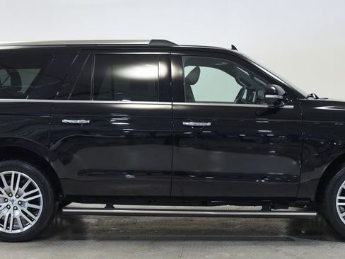 Used 2023 Ford Expedition Max Limited AWD/4WD image 15