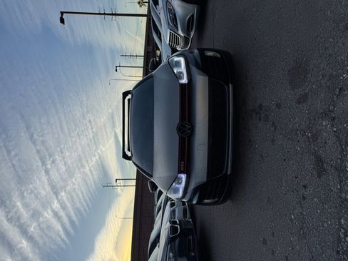 Used 2012 Volkswagen GTI 4-Door FWD image 2