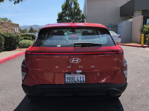 Certified 2026 Hyundai Kona SE FWD image 7