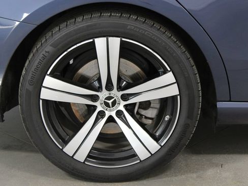 Used 2024 Mercedes-Benz C 300 Sedan image 16