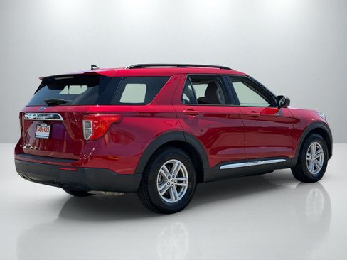 Used 2022 Ford Explorer XLT RWD image 7