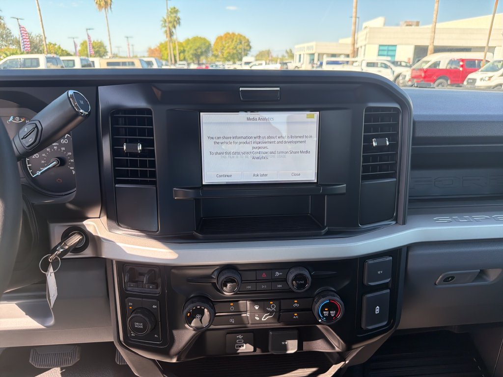 New 2027 Ford F350 XL w/ XL Chrome Package AWD/4WD image 17