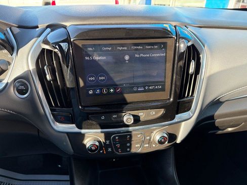 Used 2020 Chevrolet Traverse LT w/ LPO, 'HIT The Road' Package image 12