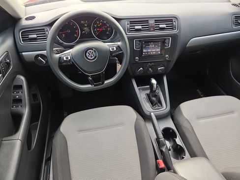 Used 2017 Volkswagen Jetta S FWD image 14