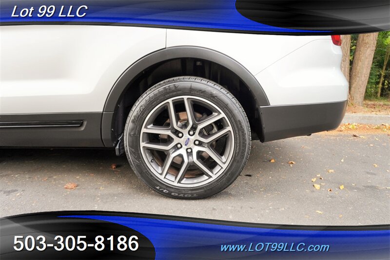 Used 2016 Ford Explorer Sport AWD/4WD image 41