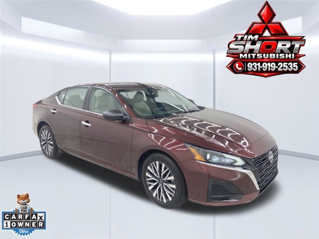 Used 2025 Nissan Altima 2.5 SV FWD image 1