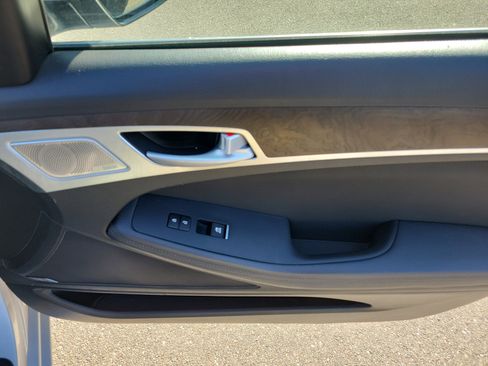 Used 2018 Genesis G80 3.8 w/ Option Group 03 image 10