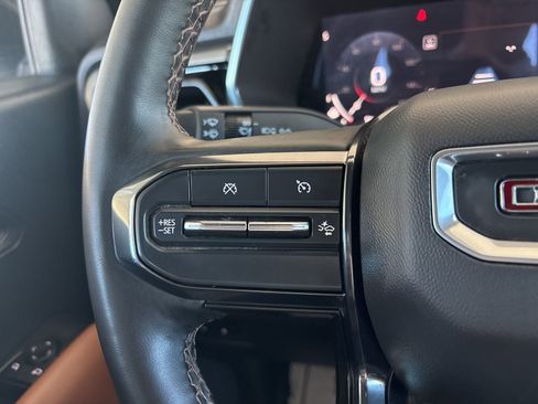 Certified 2025 GMC Canyon AT4 w/ AT4 Premium Package image 25