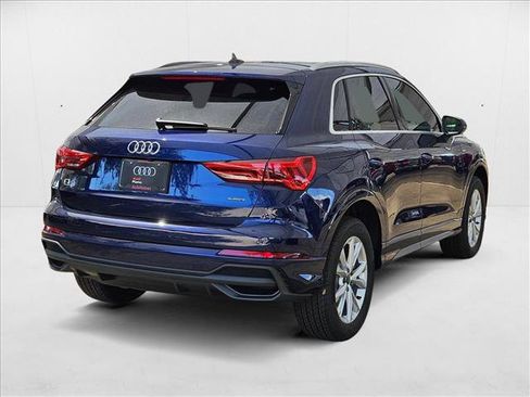 New 2025 Audi Q3 2.0T Premium w/ Convenience Package AWD/4WD image 2