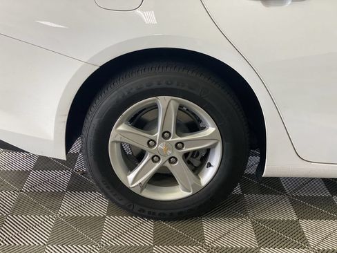 Used 2022 Chevrolet Malibu LS FWD image 18