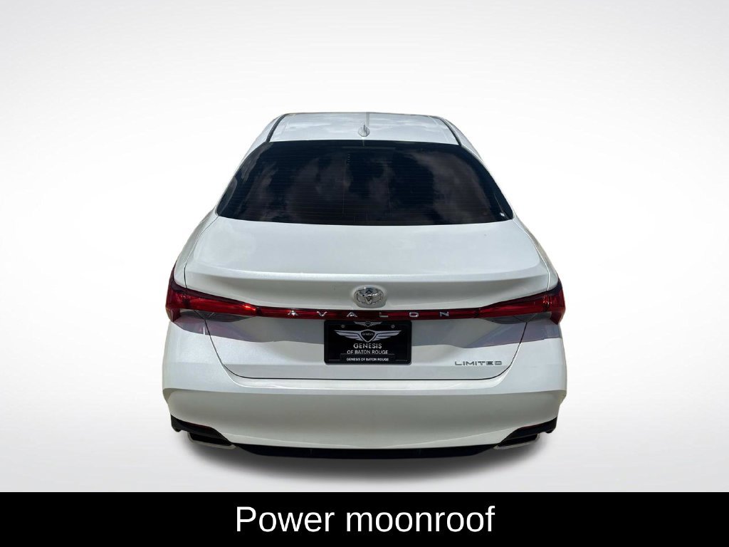 Used 2019 Toyota Avalon Limited FWD image 9