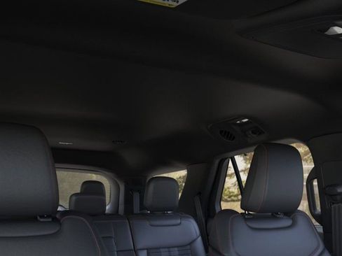 New 2025 Ford Explorer ST-Line w/ Premium Package RWD image 26