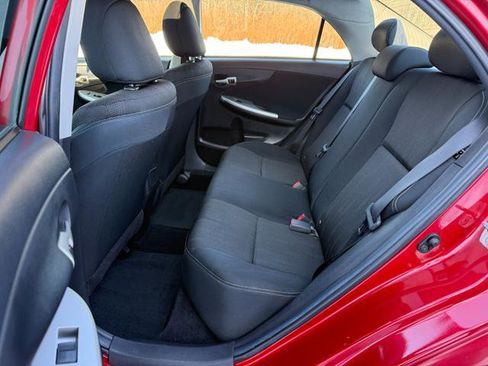 Used 2012 Toyota Corolla S image 16