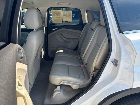 Used 2015 Ford Escape Titanium w/ Equipment Group 301A FWD image 26