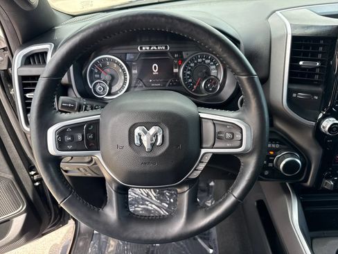 Used 2020 RAM 1500 Big Horn AWD/4WD image 16