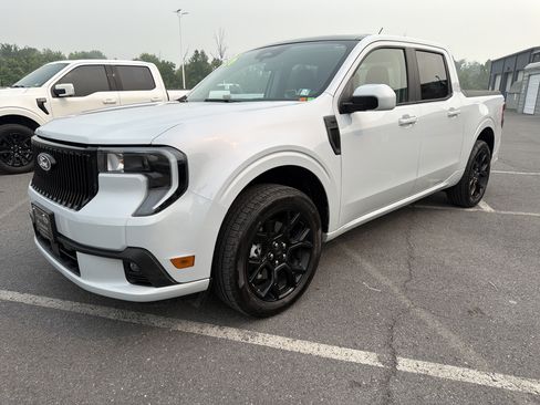 Used 2026 Ford Maverick Lobo AWD/4WD image 8