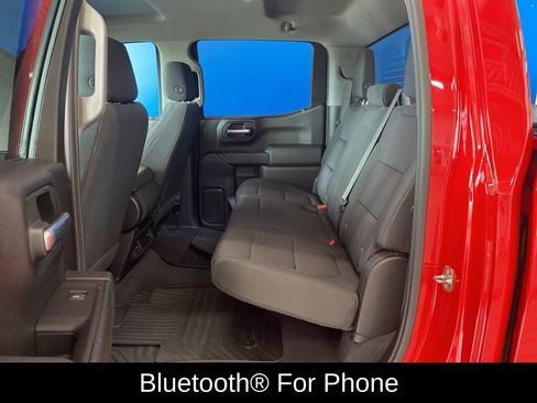 Used 2020 Chevrolet Silverado 1500 Custom w/ Custom Convenience Package AWD/4WD image 9