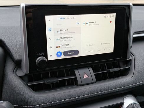 Used 2024 Toyota RAV4 XLE image 12