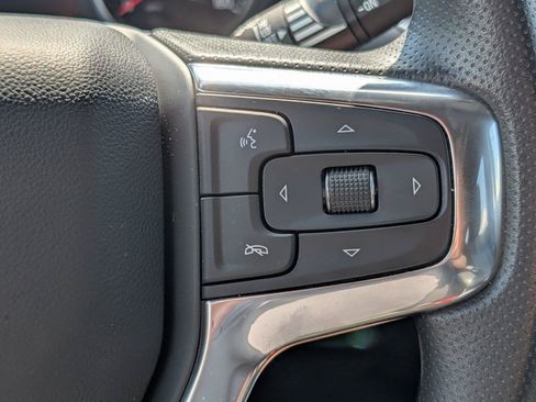 Used 2025 Chevrolet Blazer LT FWD image 24