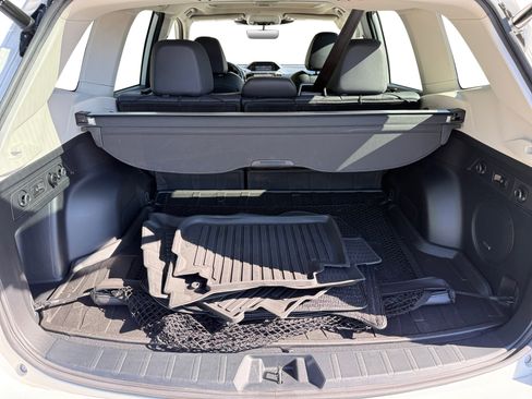 Used 2022 Subaru Forester Touring image 17